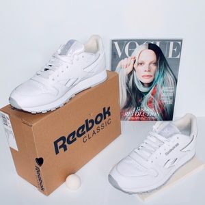 REEBOK CLASSICS Special Edition